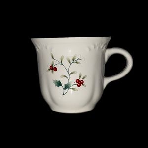 Set of 6- Pfaltzgraff Winterberry Coffee Cups